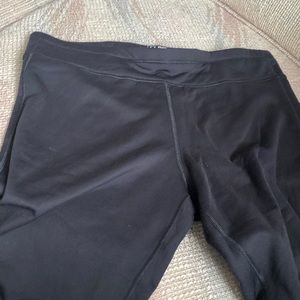 LL BEAN black size XL fleece lined leggings gently used. 30" inseam.